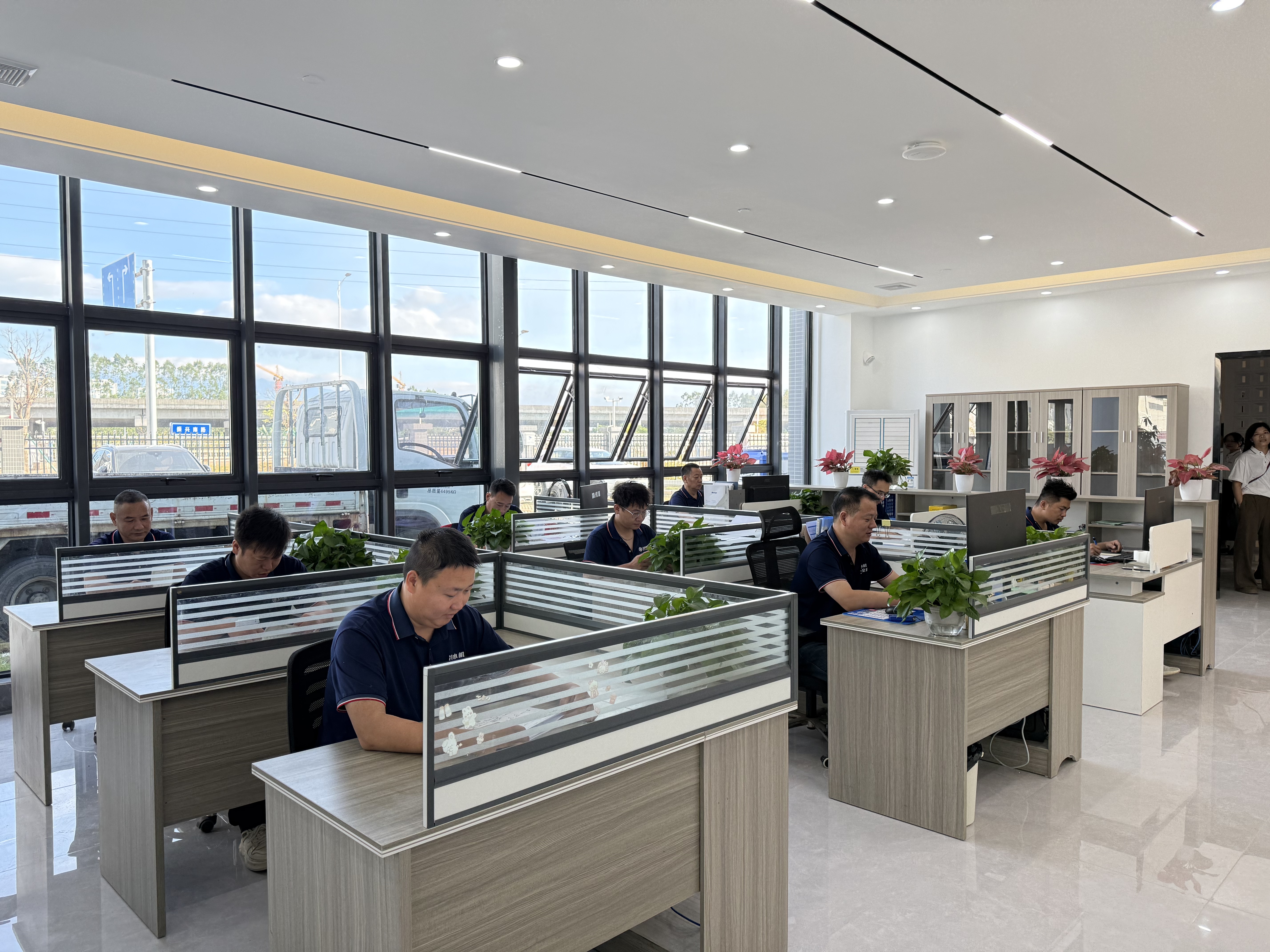 微信图片_20251111083550_1298_33